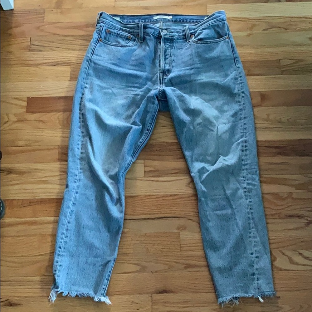 Levi’s Wedgie Jeans / “Shut Up” with Frayed Hem